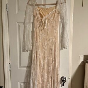 Women’s dress